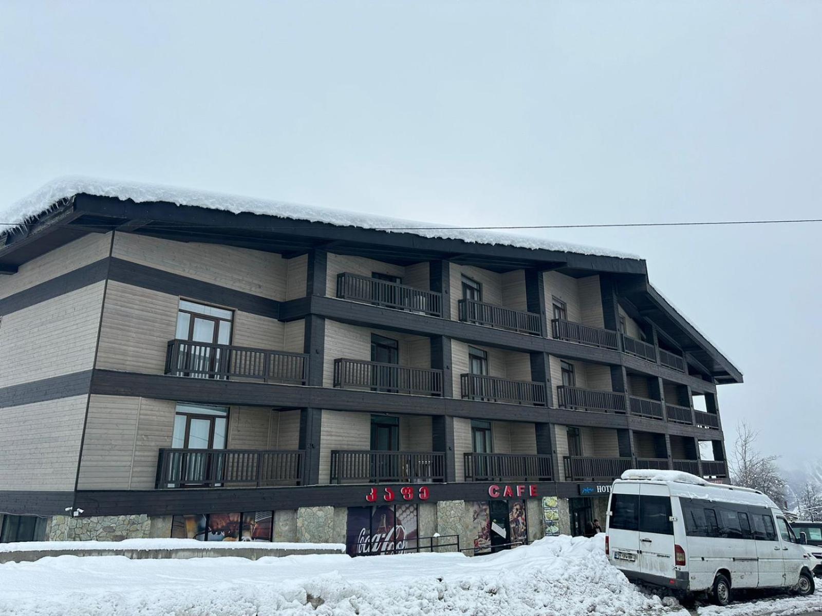 Hotel Qumli Gudauri Exteriör bild